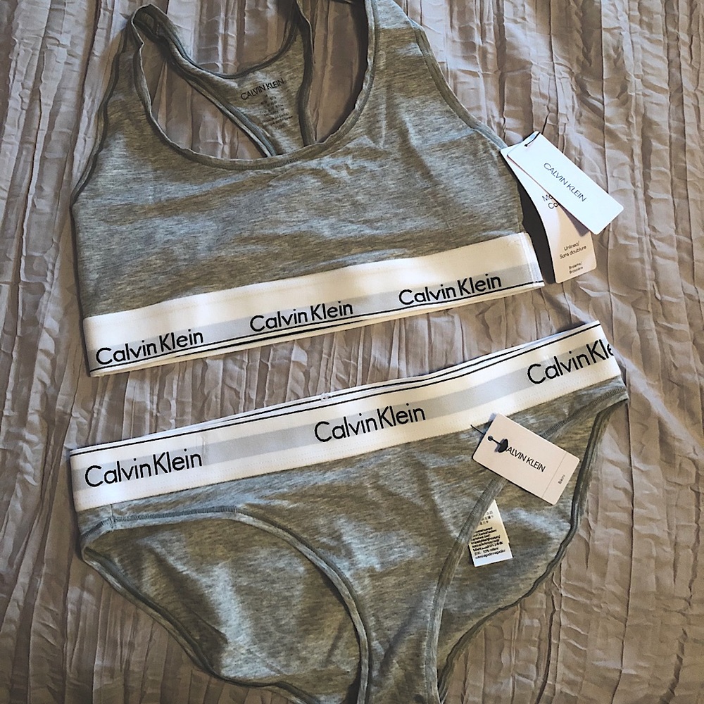 BRAND NEW ✨ Calvin Klein Cotton Bralette set
